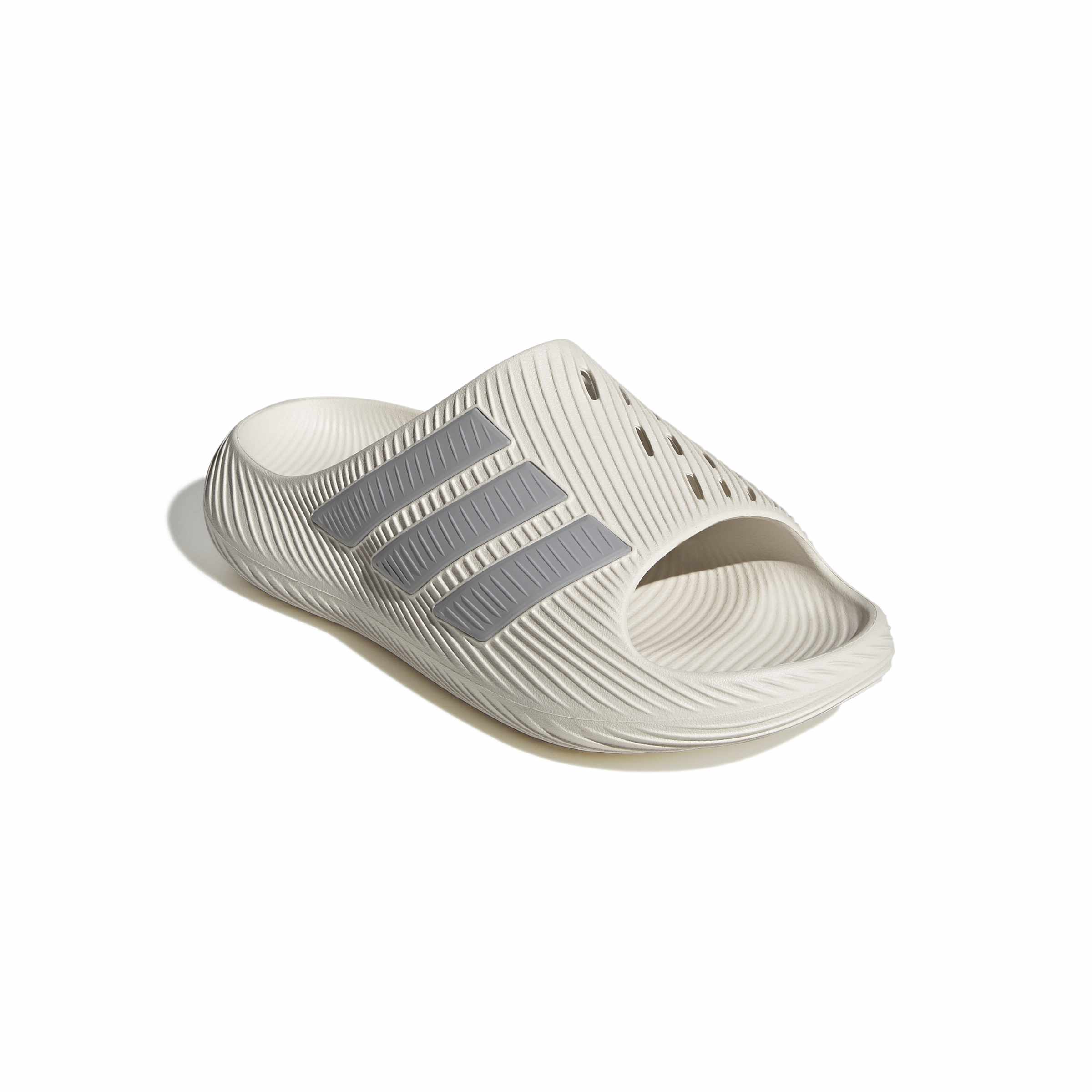 Slides & Sandals
