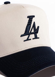 Reference Paradise LA Snapback