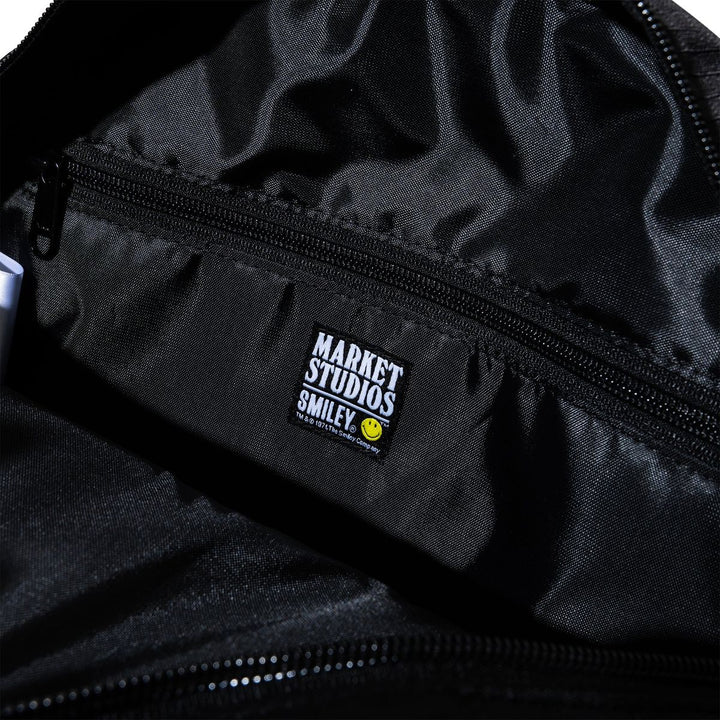 Market Smiley Large Crossbody Bag